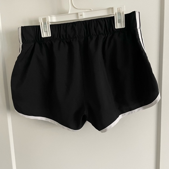 Adidas Active 3” Running Shorts - Size Medium - Picture 4 of 5